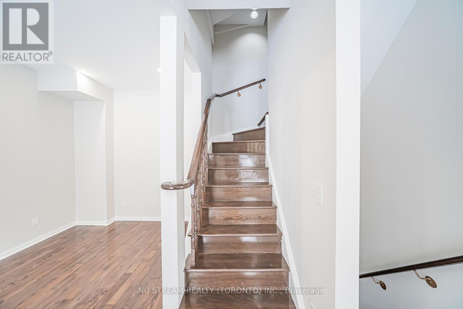 5 - 7 St Moritz Way, Markham, Ontario  L3R 4E8 - Photo 20 - N12774168