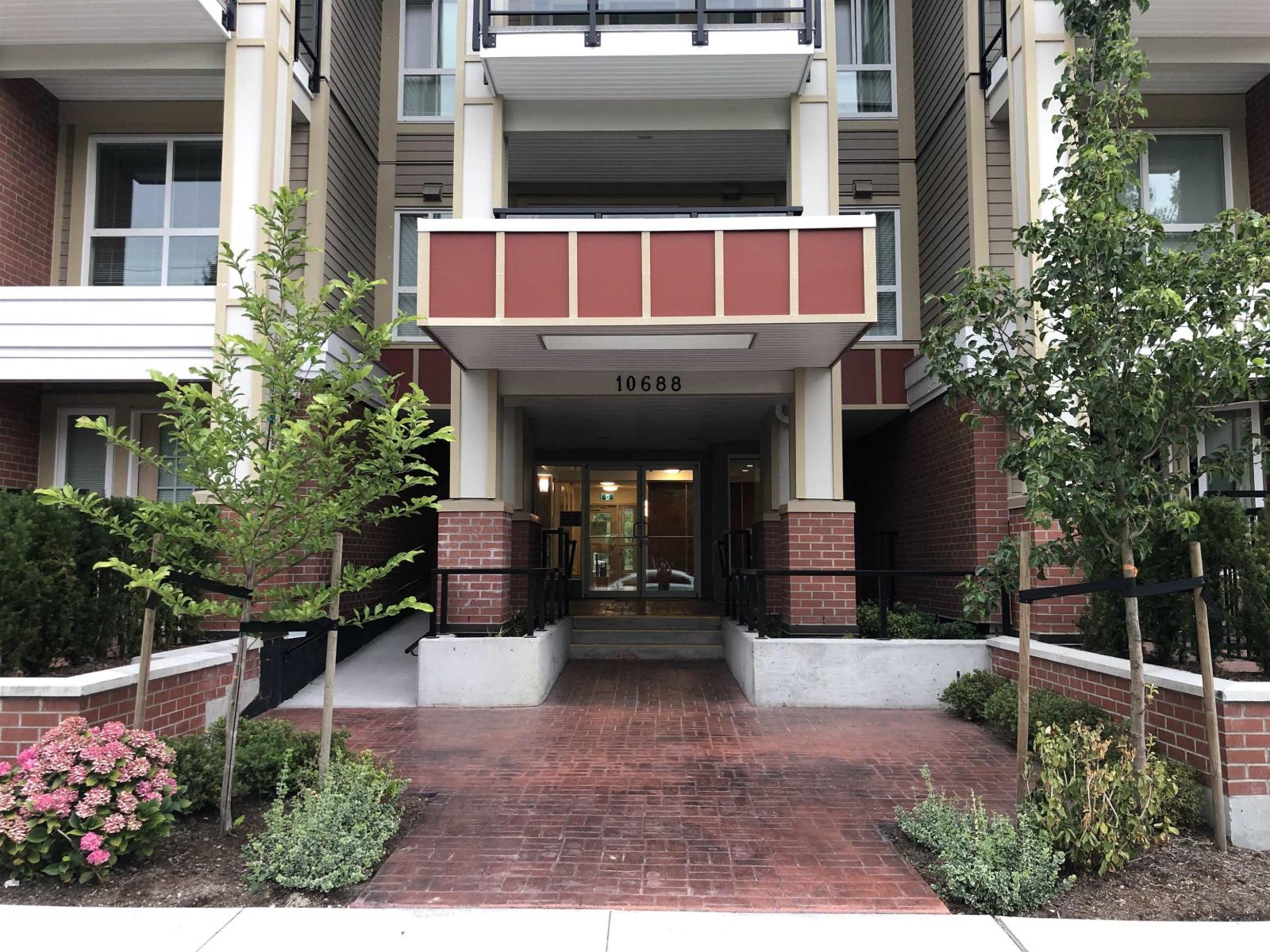 103 10688 140 STREET, Surrey, British Columbia