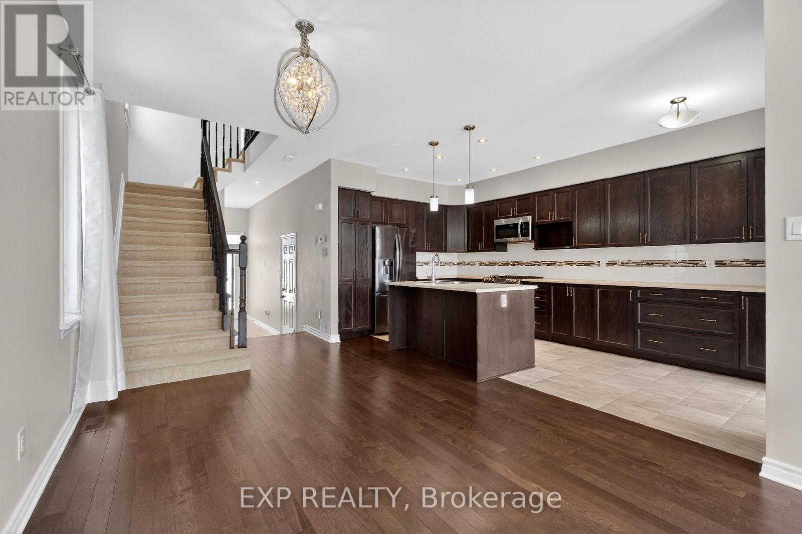 529 Rowers Way, Ottawa, Ontario  K1X 0C6 - Photo 8 - X12774224