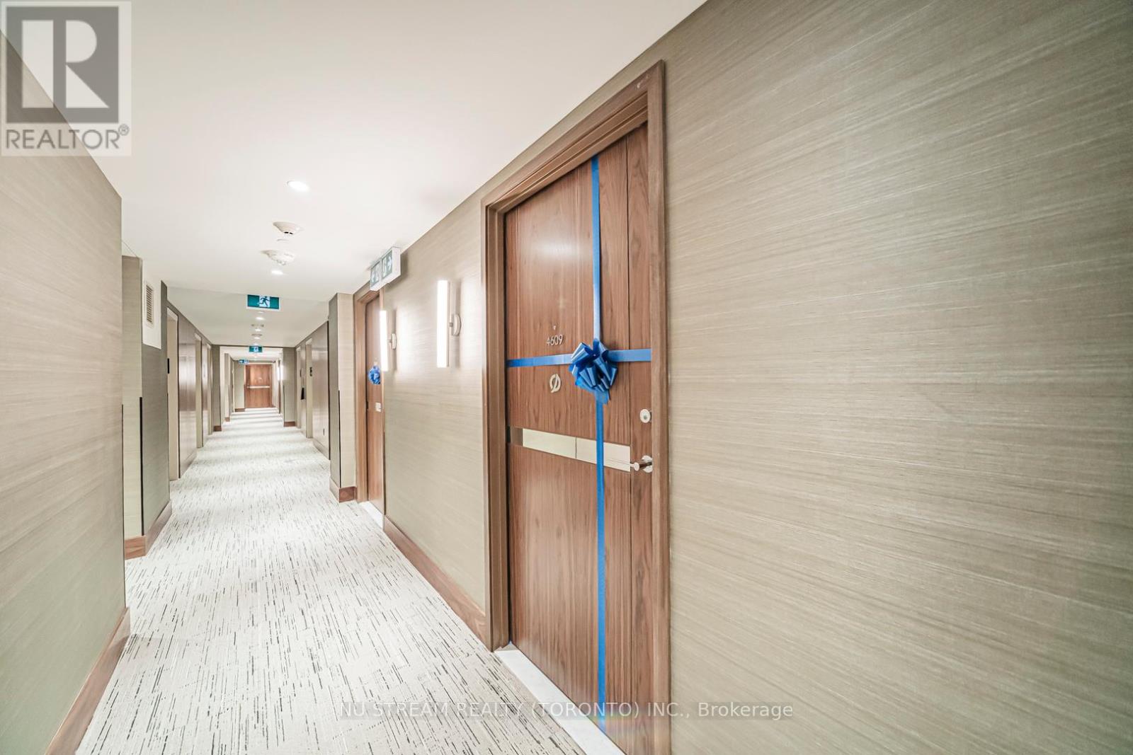 4609 - 3 Concord Cityplace Way, Toronto, Ontario  M5V 0X4 - Photo 7 - C12774204