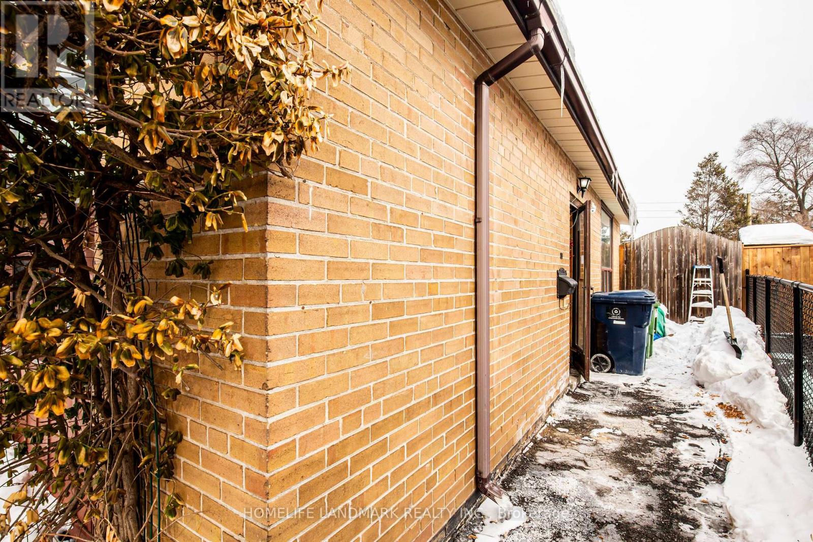 121 Pandora Circle, Toronto, Ontario  M1H 1V8 - Photo 17 - E12774218