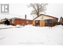 121 PANDORA CIRCLE, Toronto, Ontario