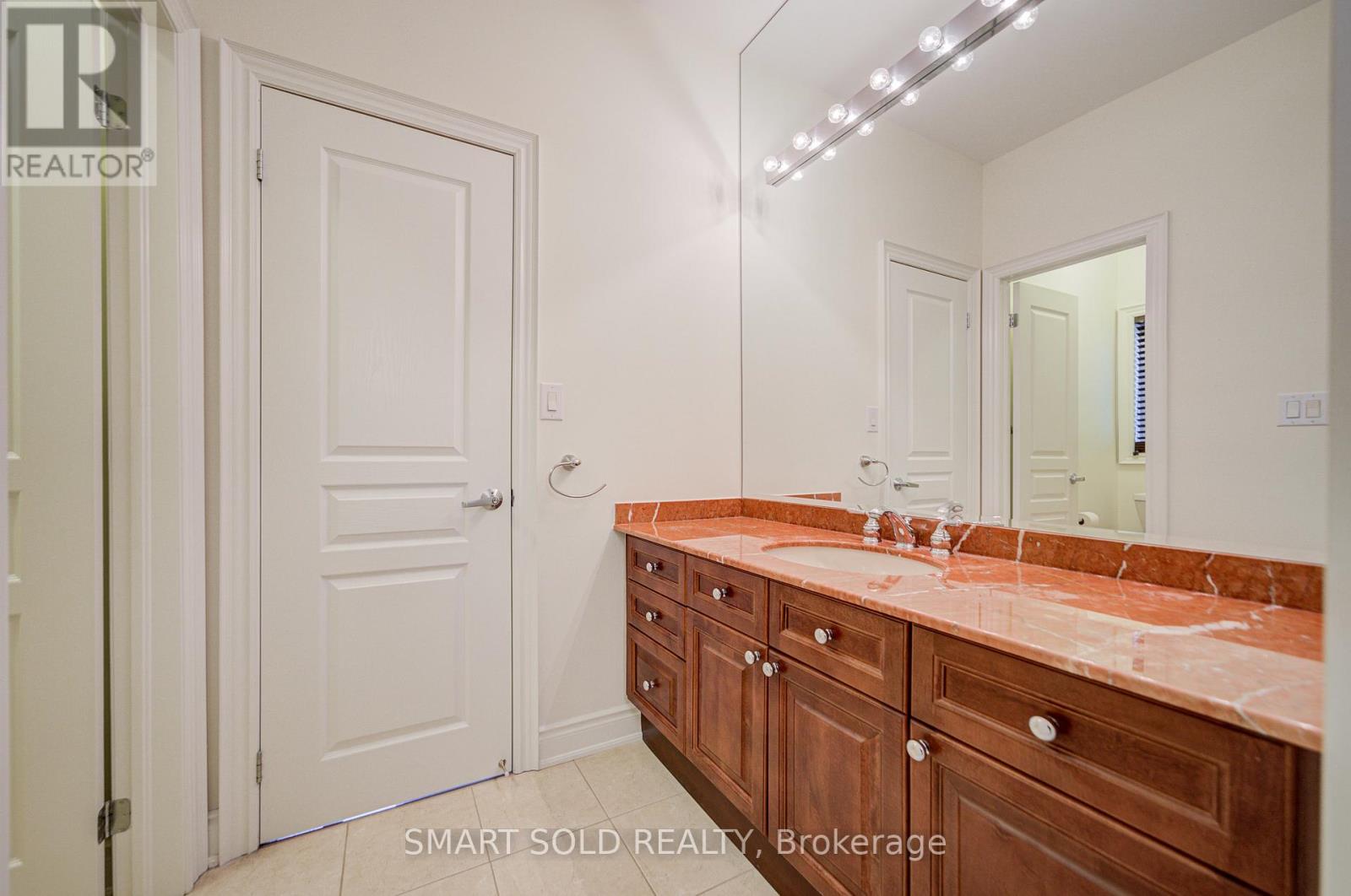 8 Sachet Drive, Richmond Hill, Ontario  L4E 4S1 - Photo 28 - N12774172