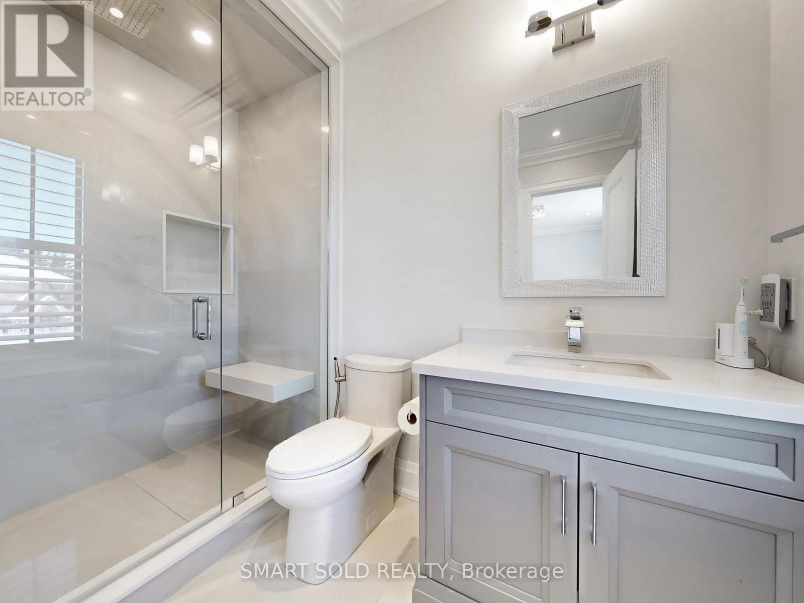 20 Dunn Drive, Richmond Hill, Ontario  L4E 3H8 - Photo 21 - N12774182