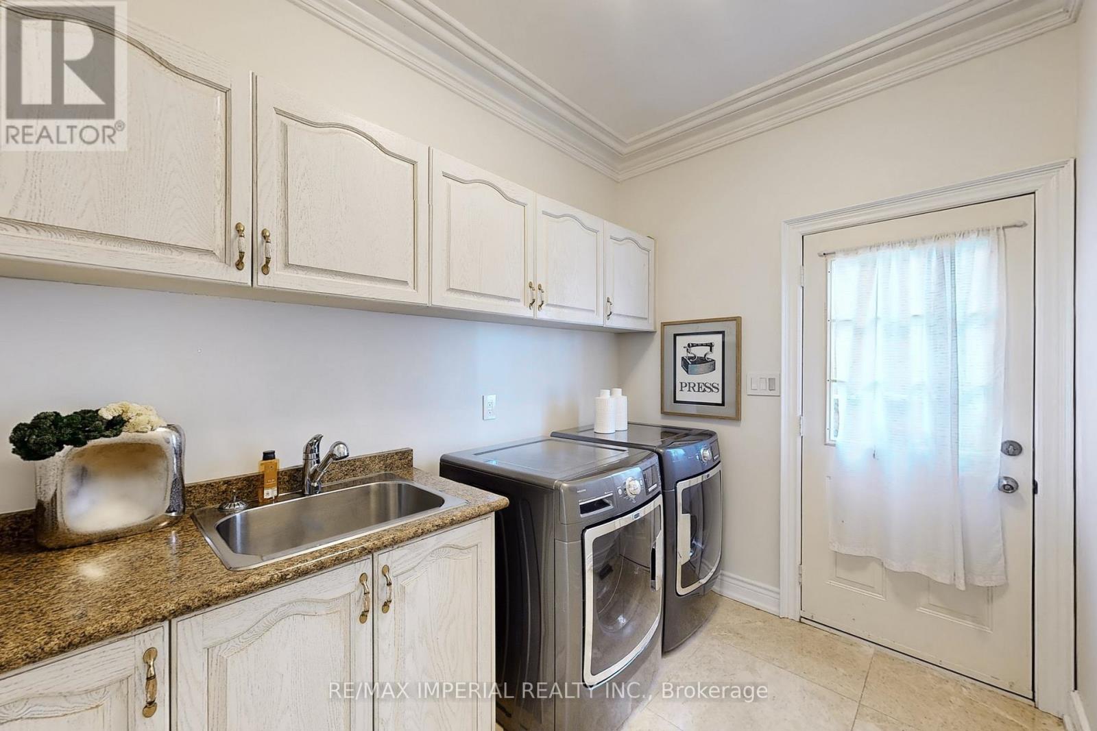 66 Hillhurst Drive, Richmond Hill, Ontario  L4B 2V3 - Photo 20 - N12774188