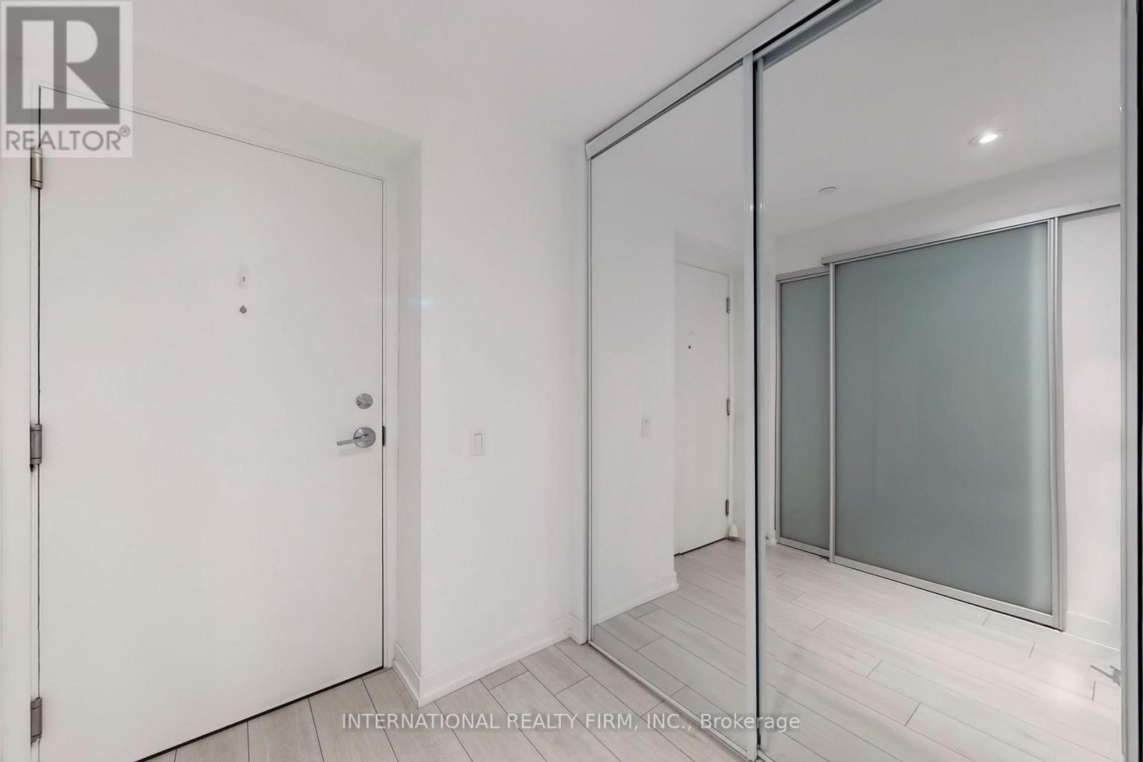 4008 - 950 Portage Parkway, Vaughan, Ontario  L4K 0J7 - Photo 6 - N12774190