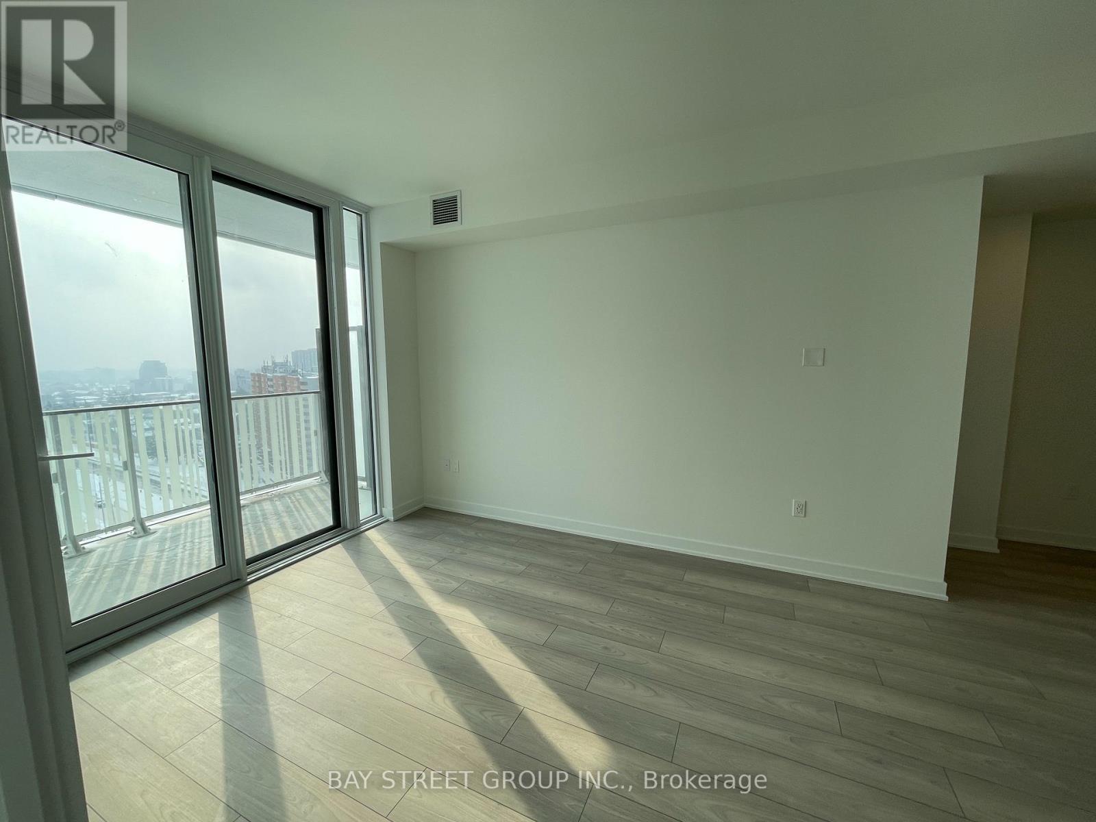 1413 - 1 Fairview Road E, Mississauga, Ontario  L5A 4C6 - Photo 12 - W12774196