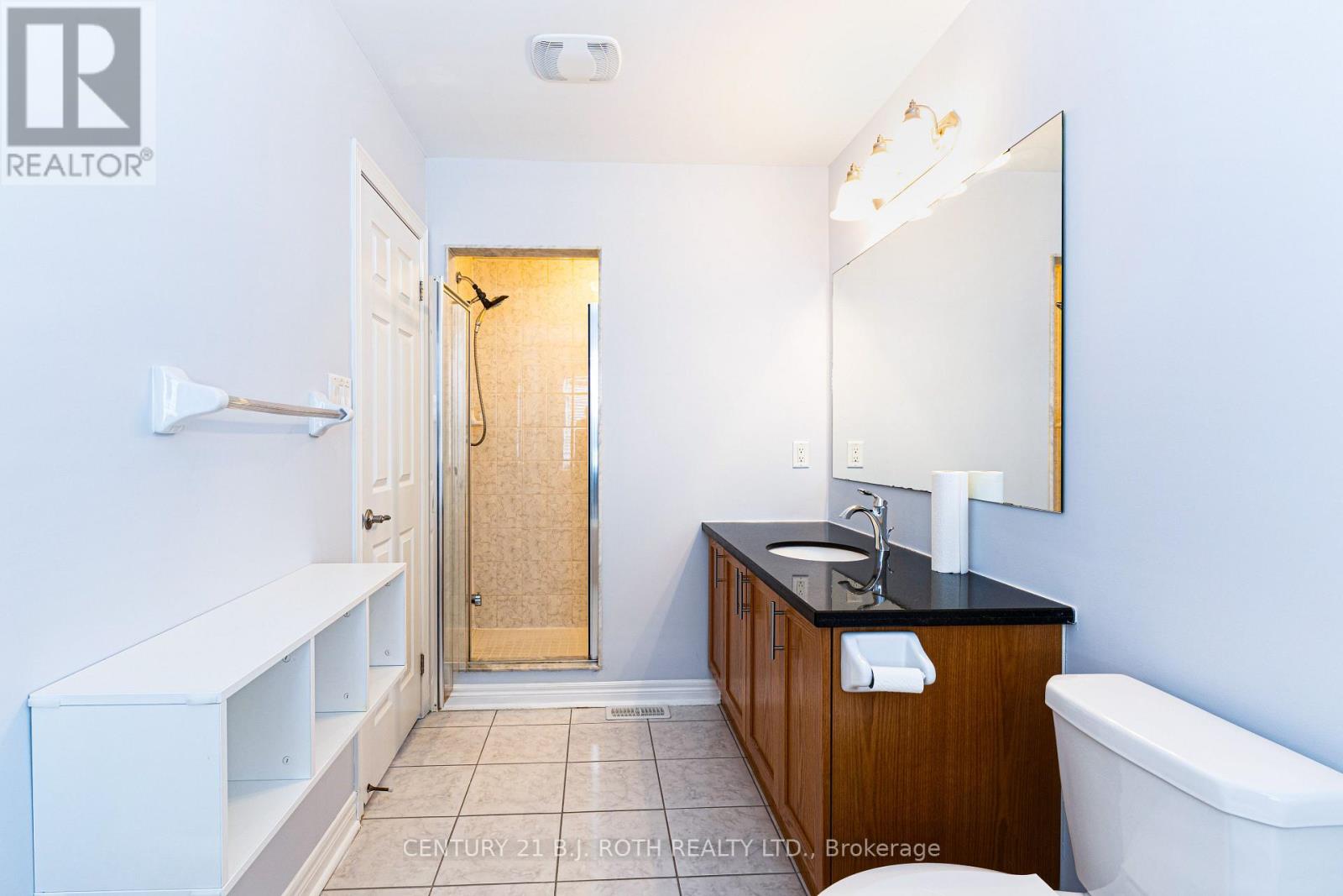 3047 Eberly Woods Drive, Oakville, Ontario  L6M 0T6 - Photo 14 - W12774228