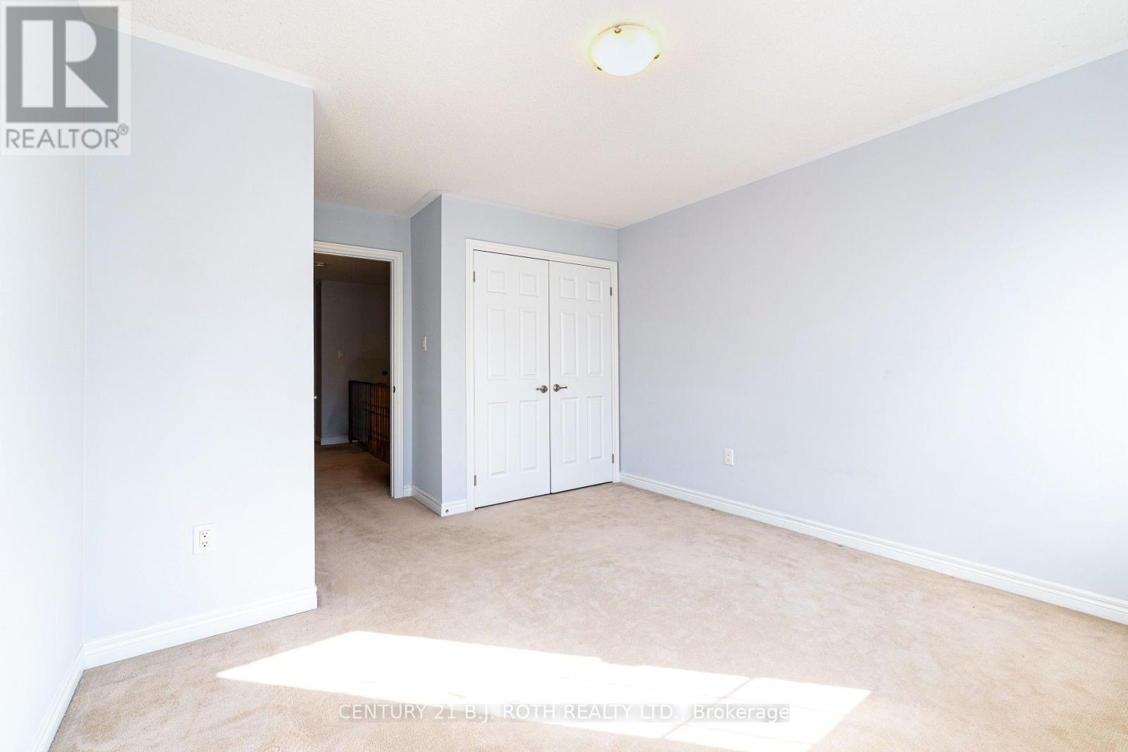 3047 Eberly Woods Drive, Oakville, Ontario  L6M 0T6 - Photo 19 - W12774228