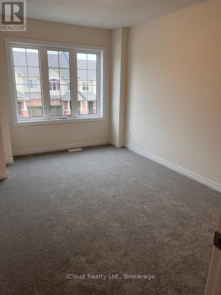 214 Broadacre Drive, Kitchener, Ontario  N2R 0S6 - Photo 13 - X12774194