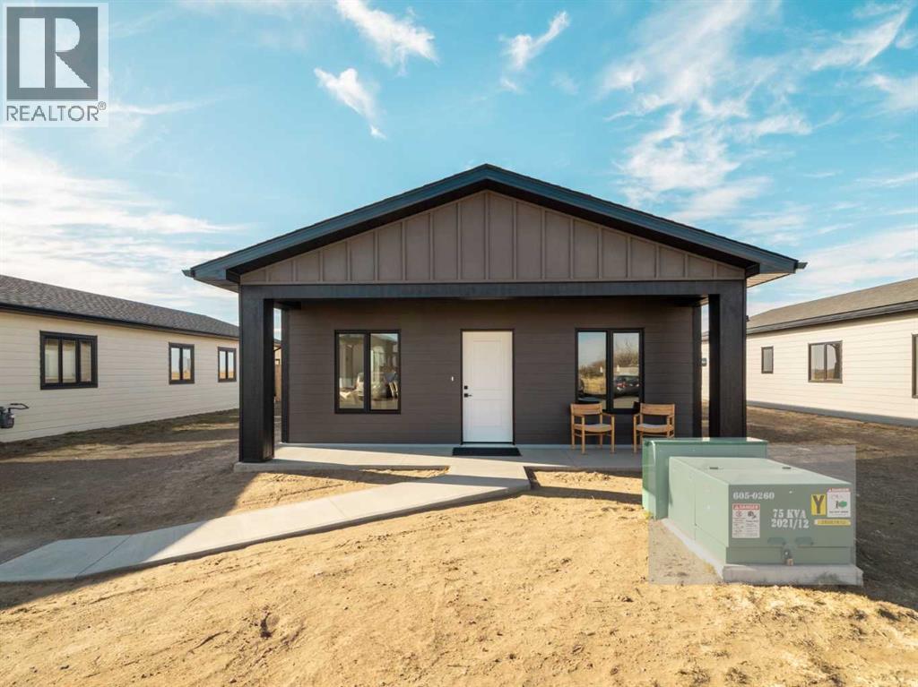 7038 48 Street, Taber, Alberta  T1G 0G7 - Photo 2 - A2252708