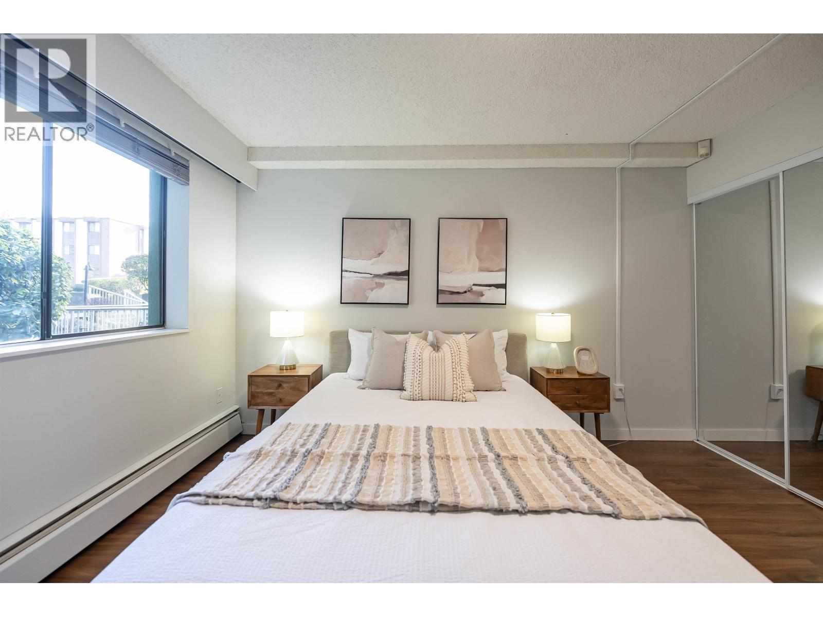 Listing Picture 17 of 25 : 102 3901 CARRIGAN COURT, Burnaby / 本拿比 - 魯藝地產 Yvonne Lu Group - MLS Medallion Club Member