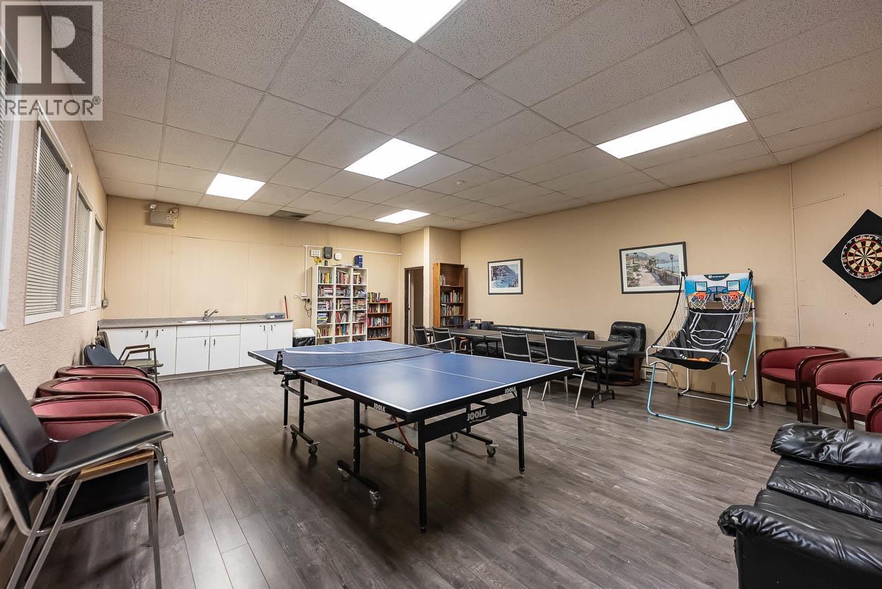 Listing Picture 24 of 25 : 102 3901 CARRIGAN COURT, Burnaby / 本拿比 - 魯藝地產 Yvonne Lu Group - MLS Medallion Club Member