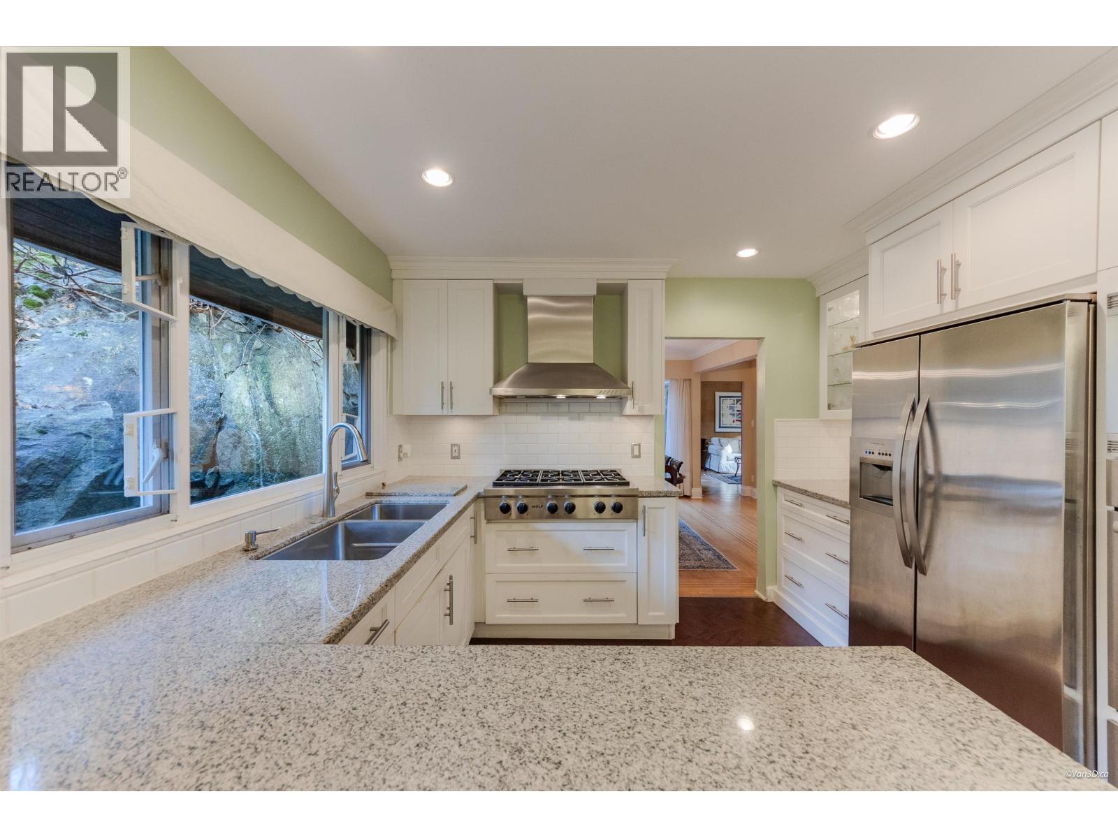 475 Southborough Drive, West Vancouver, British Columbia  V7S 1M4 - Photo 15 - R3088066