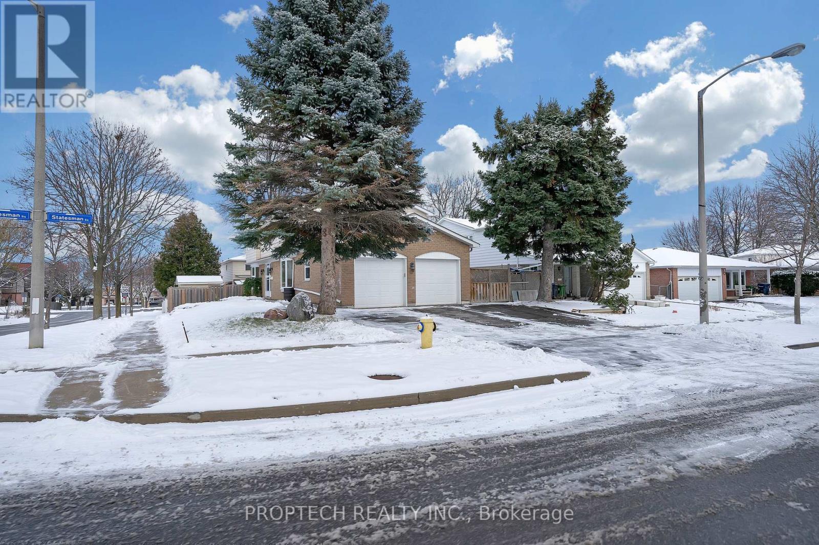 2 Statesman Square, Toronto, Ontario  M1S 4H6 - Photo 3 - E12774250