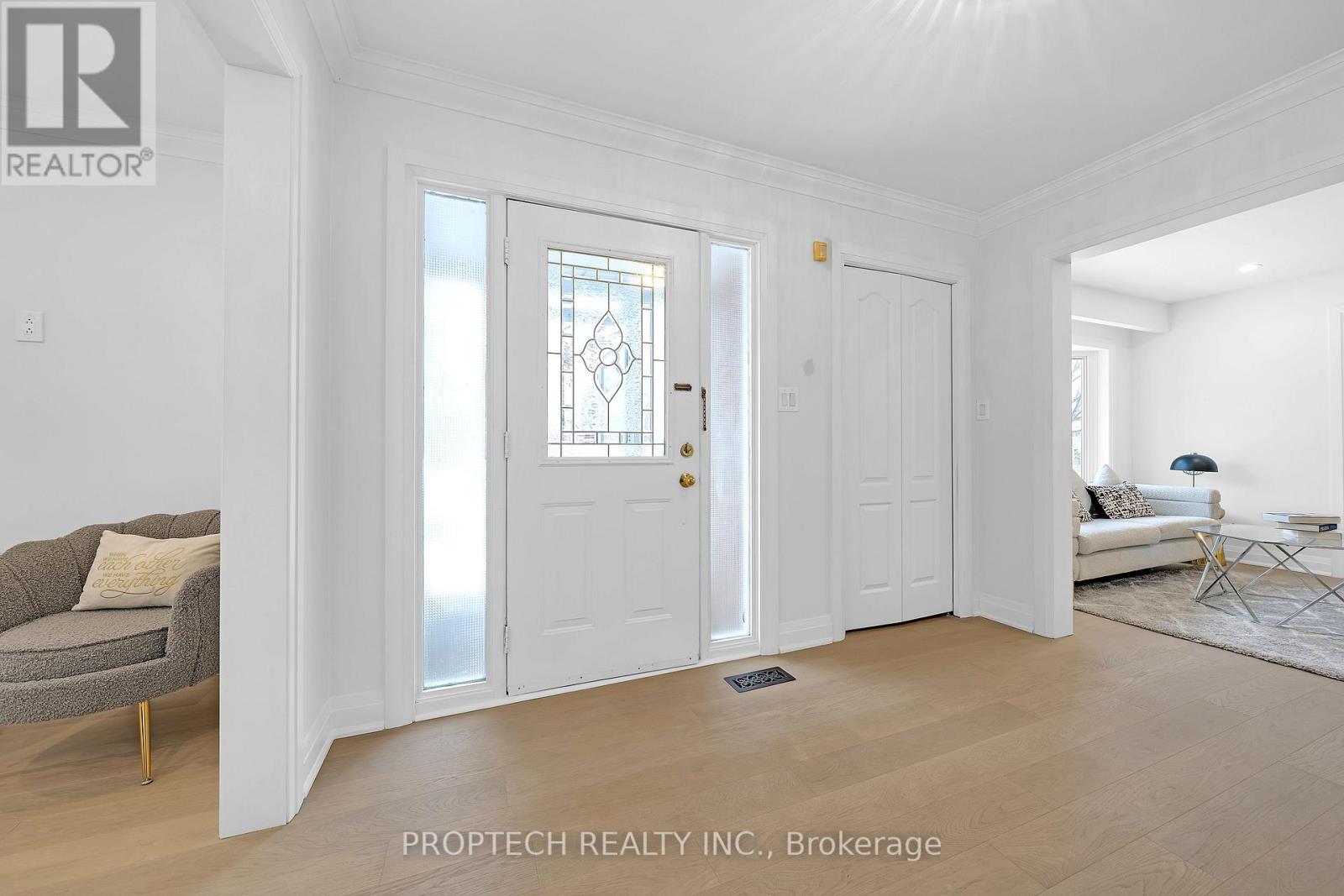 2 Statesman Square, Toronto, Ontario  M1S 4H6 - Photo 5 - E12774250