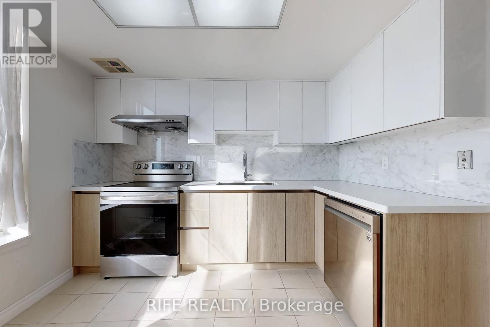 1708 - 275 Bamburgh Circle, Toronto, Ontario  M1W 3X4 - Photo 13 - E12774260