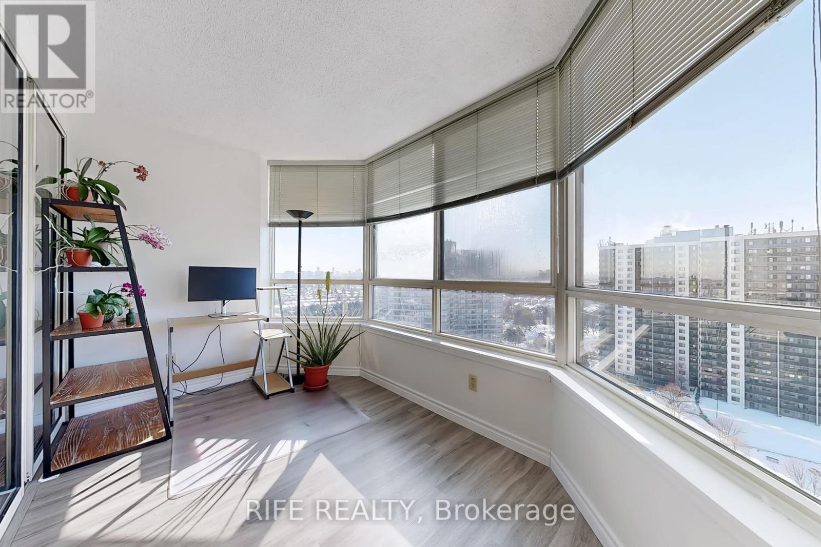 1708 - 275 Bamburgh Circle, Toronto, Ontario  M1W 3X4 - Photo 19 - E12774260