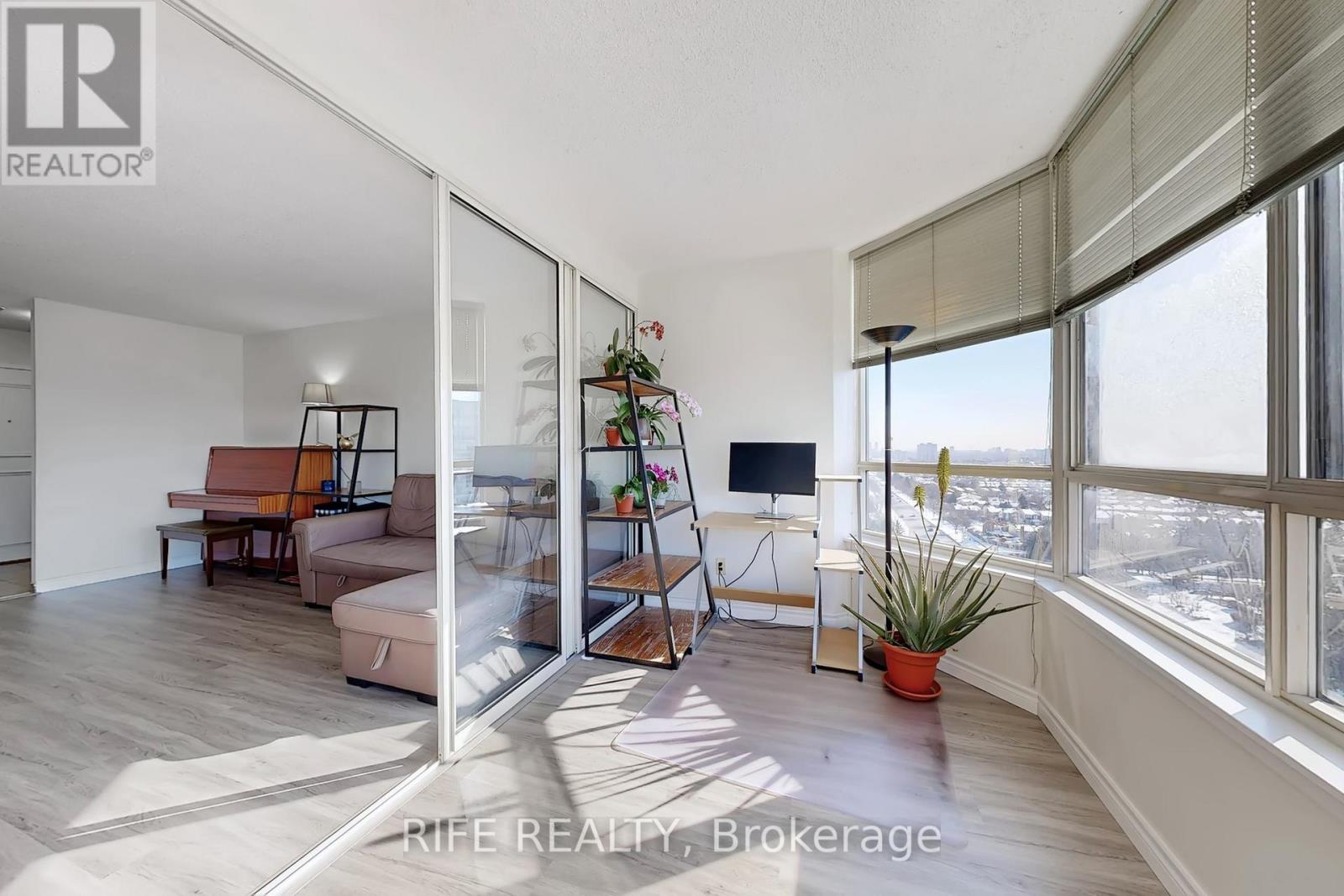 1708 - 275 Bamburgh Circle, Toronto, Ontario  M1W 3X4 - Photo 20 - E12774260