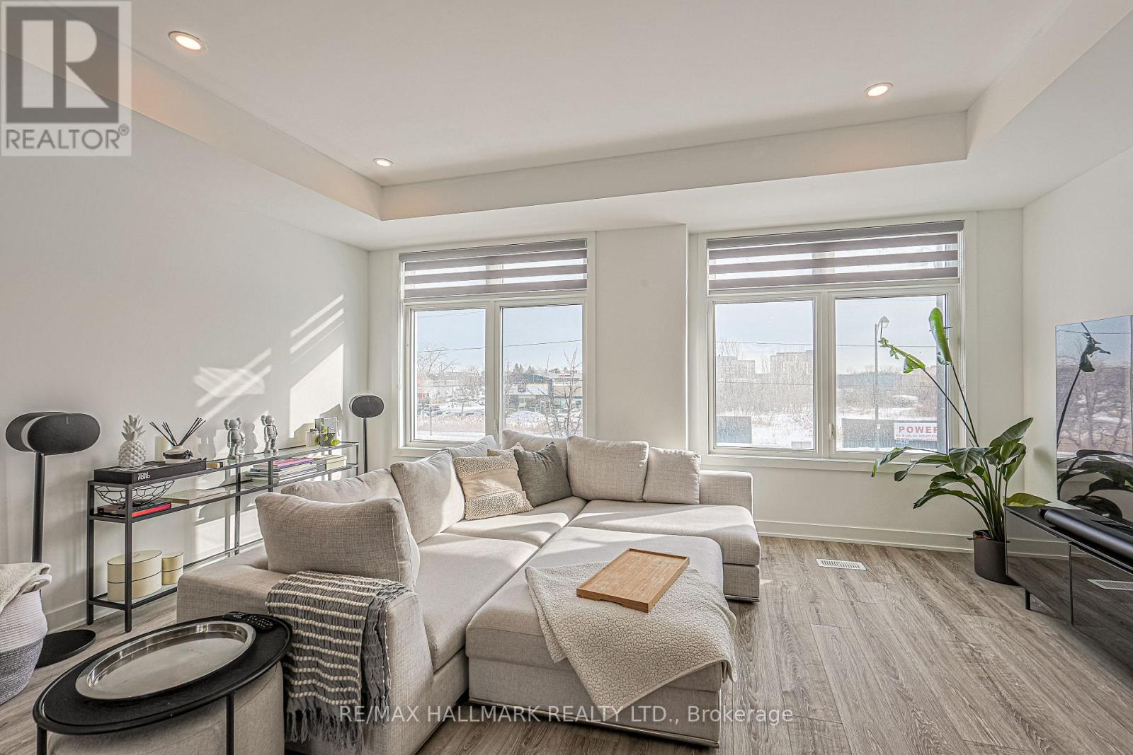 5500 Main Street, Whitchurch-Stouffville, Ontario  L4A 4W8 - Photo 10 - N12774246