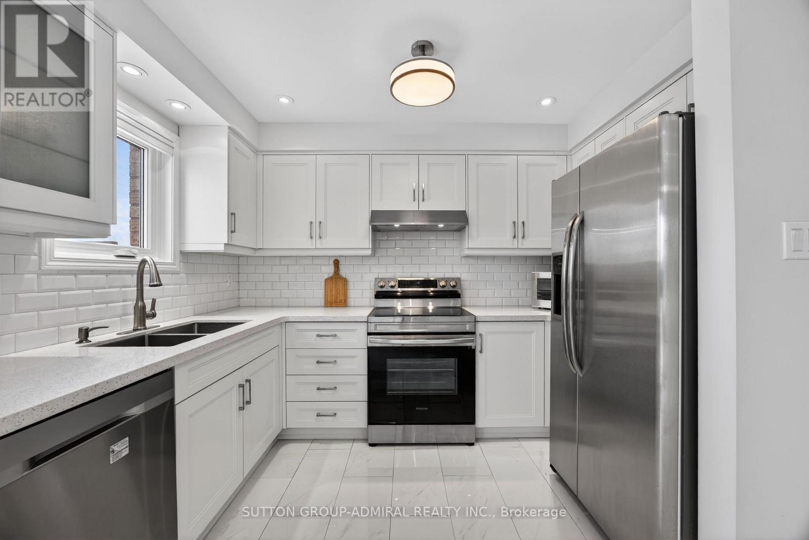 89 Hawthorne Crescent, Barrie, Ontario  L4N 9Y8 - Photo 19 - S12774256