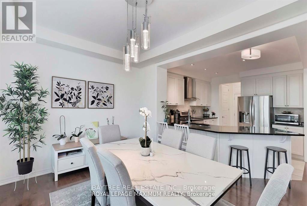 171 Cherryhurst Road, Oakville, Ontario  L6M 0W1 - Photo 9 - W12774262