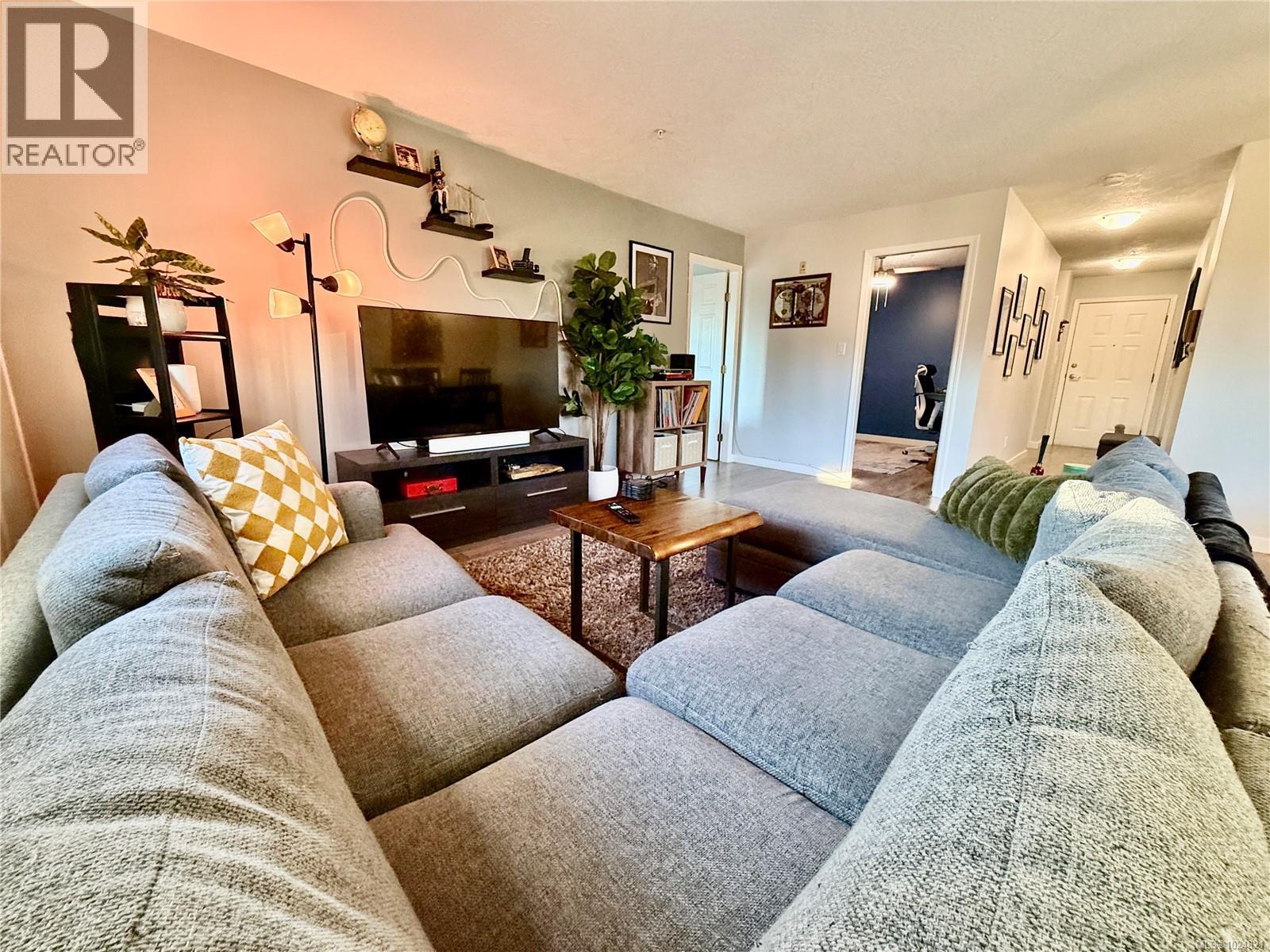 302 1694 Cedar Hill Cross Rd, Saanich, British Columbia  V8P 2P7 - Photo 9 - 1024821