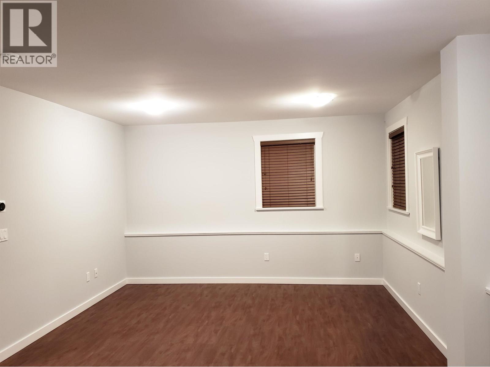 Lower 823 Edinburgh Street, New Westminster, British Columbia  V3M 2V2 - Photo 11 - R3082855