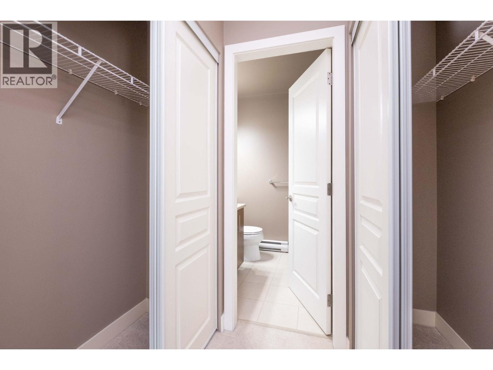 Listing Picture 22 of 33 : 24 8533 CUMBERLAND PLACE, Burnaby / 本拿比 - 魯藝地產 Yvonne Lu Group - MLS Medallion Club Member