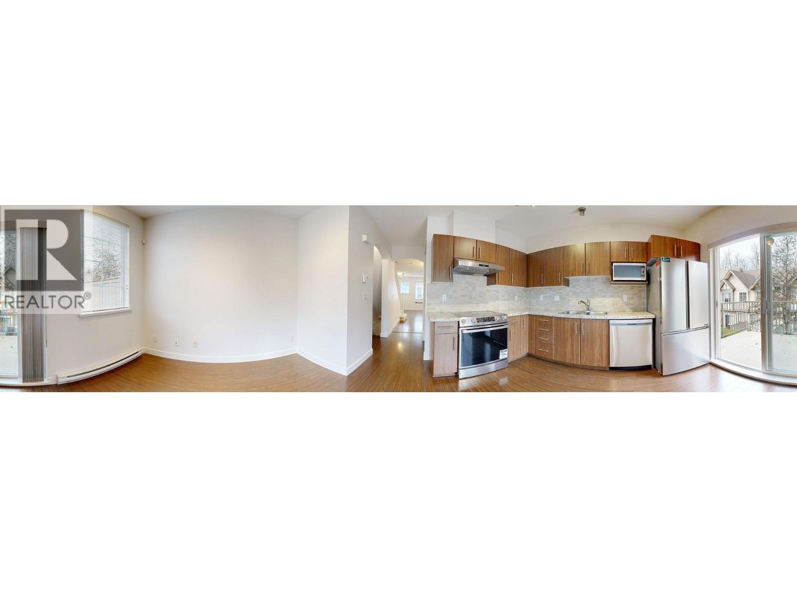 Listing Picture 14 of 33 : 24 8533 CUMBERLAND PLACE, Burnaby / 本拿比 - 魯藝地產 Yvonne Lu Group - MLS Medallion Club Member