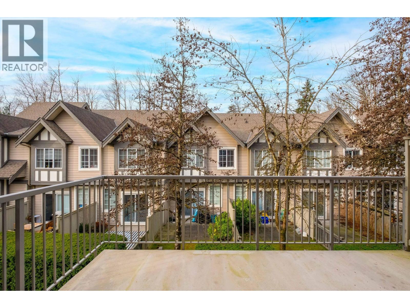 Listing Picture 15 of 33 : 24 8533 CUMBERLAND PLACE, Burnaby / 本拿比 - 魯藝地產 Yvonne Lu Group - MLS Medallion Club Member