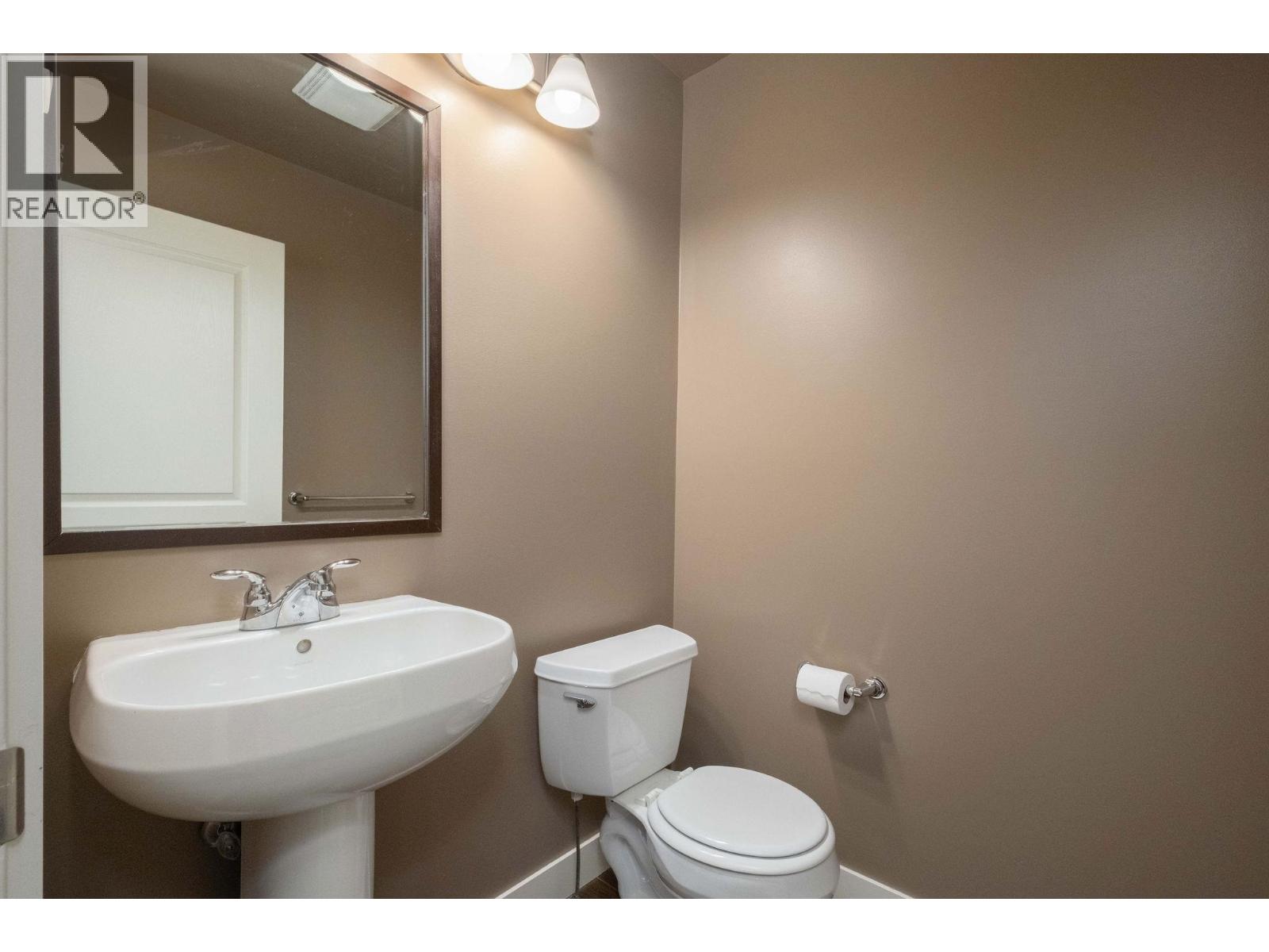 Listing Picture 18 of 33 : 24 8533 CUMBERLAND PLACE, Burnaby / 本拿比 - 魯藝地產 Yvonne Lu Group - MLS Medallion Club Member