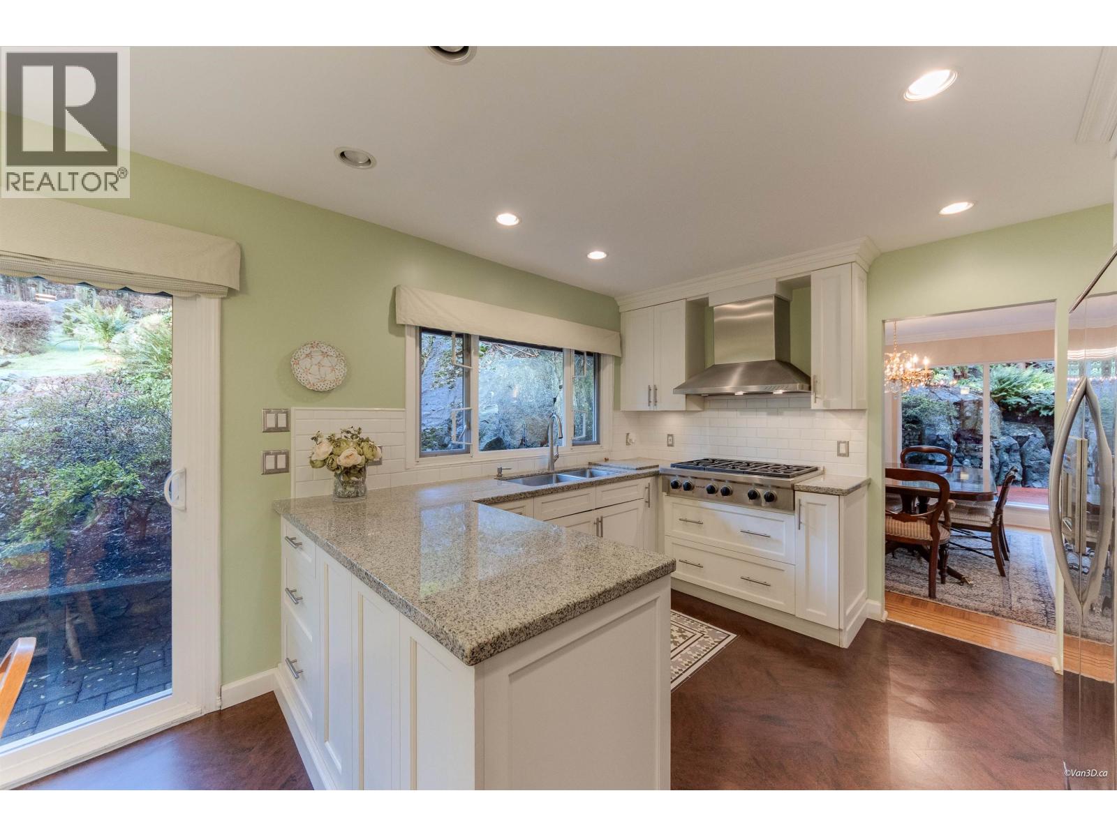 475 Southborough Drive, West Vancouver, British Columbia  V7S 1M4 - Photo 15 - R3088066