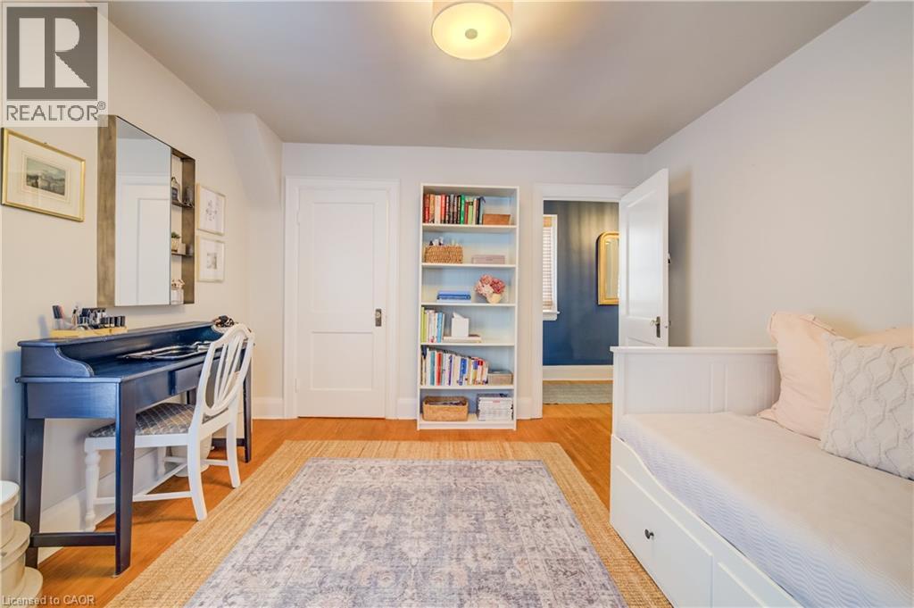 8 Lowrey Avenue S, Cambridge, Ontario  N1R 4Z1 - Photo 33 - 40800807