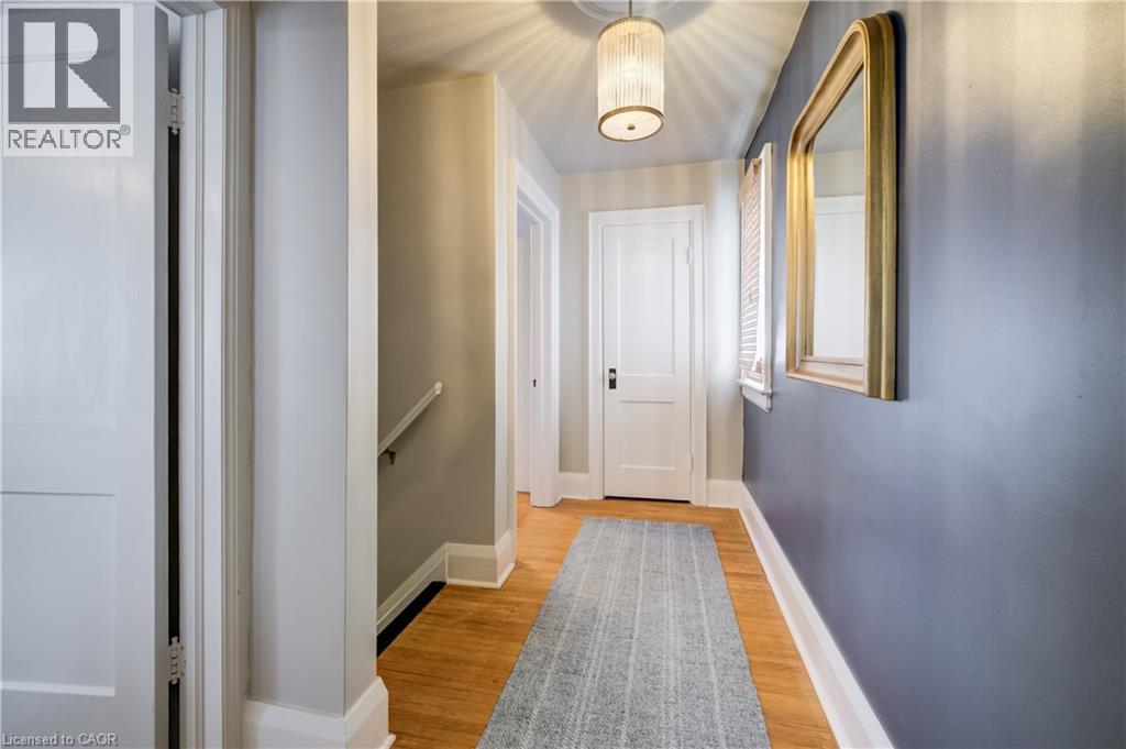 8 Lowrey Avenue S, Cambridge, Ontario  N1R 4Z1 - Photo 38 - 40800807