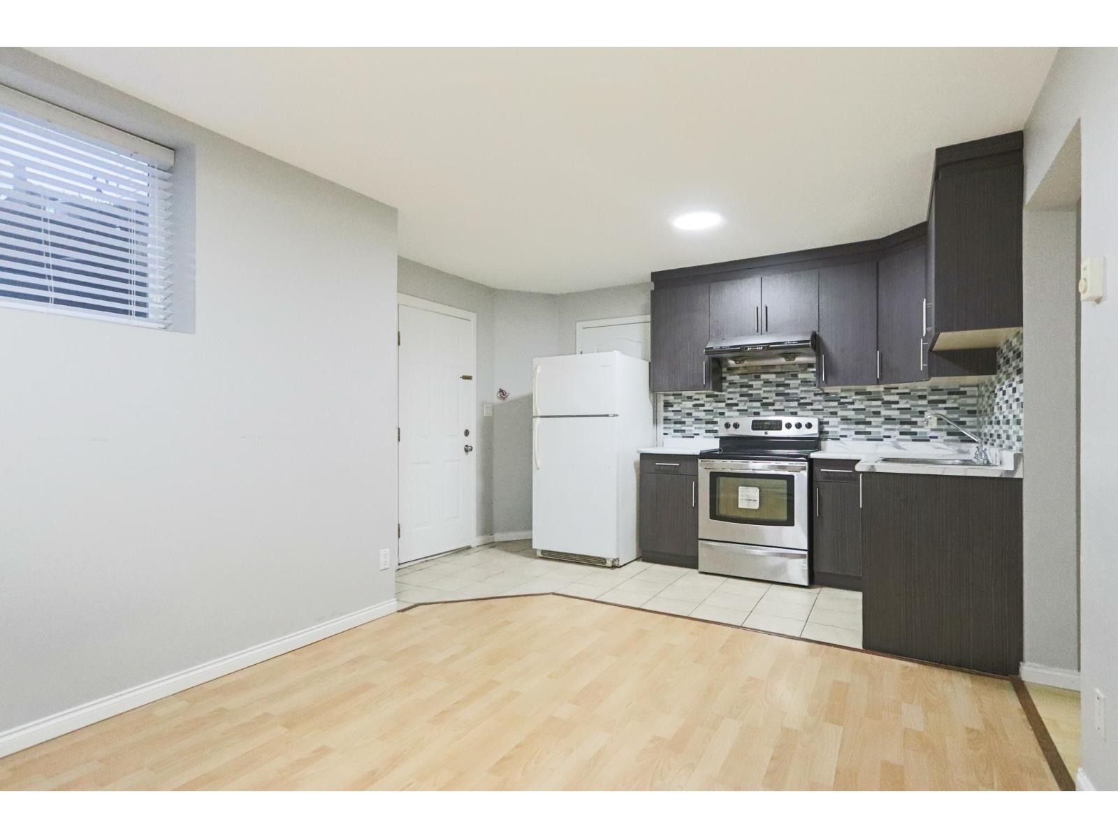 8068 146 Street, Surrey, British Columbia  V3S 9Y5 - Photo 5 - R3088386