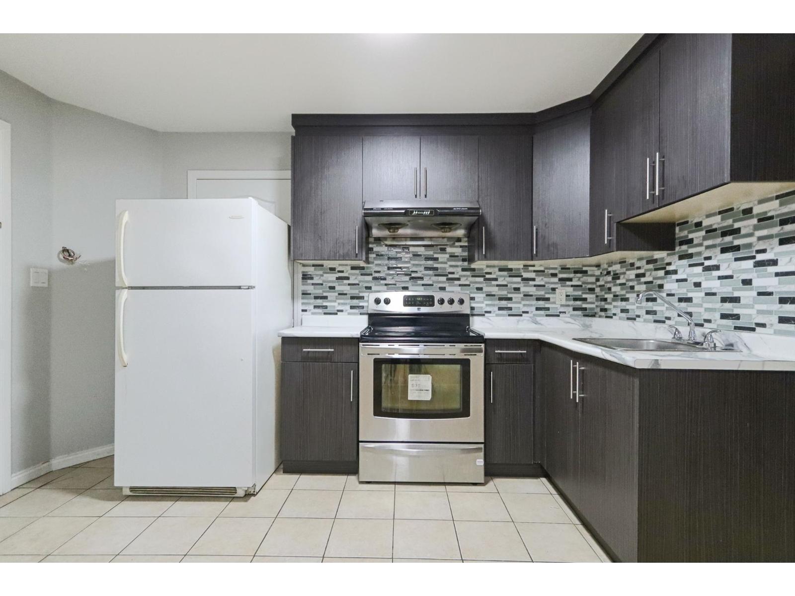 8068 146 Street, Surrey, British Columbia  V3S 9Y5 - Photo 8 - R3088386