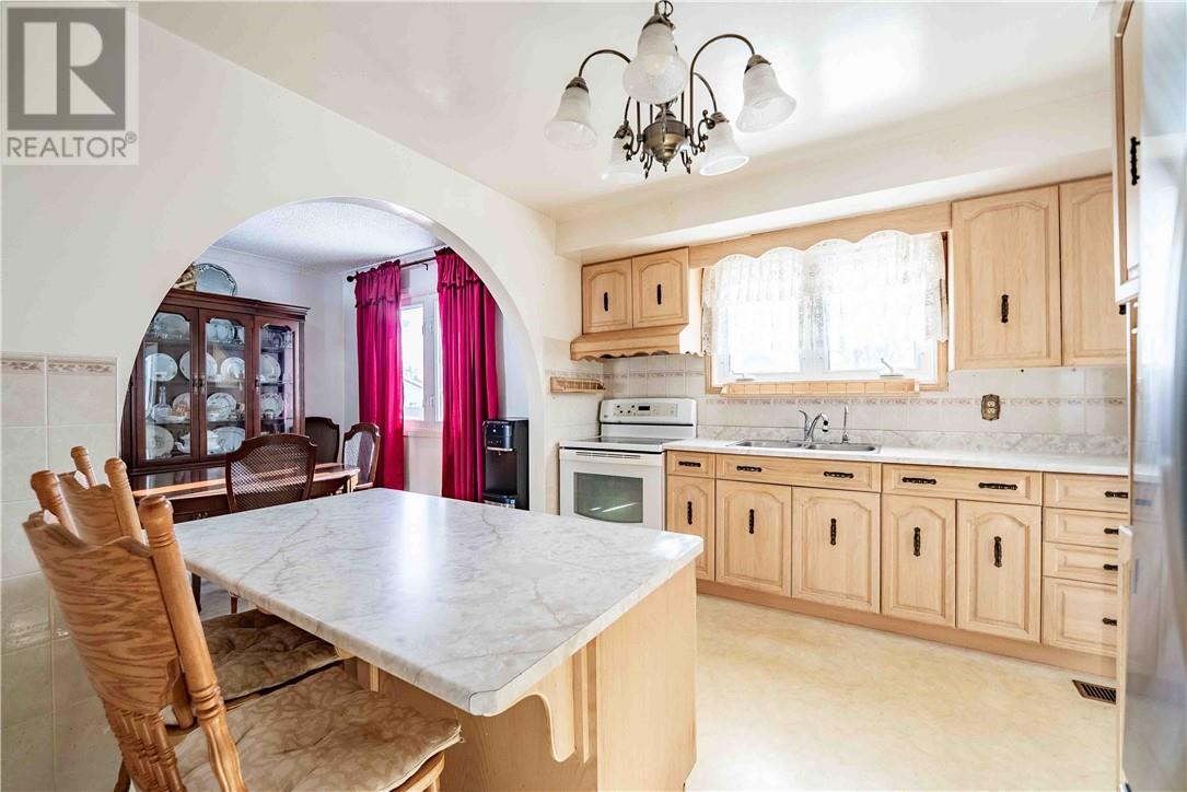 107 Vaillancourt Crescent, Chelmsford, Ontario  P0M 1L0 - Photo 14 - 2126247