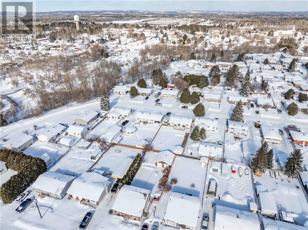 107 Vaillancourt Crescent, Chelmsford, Ontario  P0M 1L0 - Photo 56 - 2126247