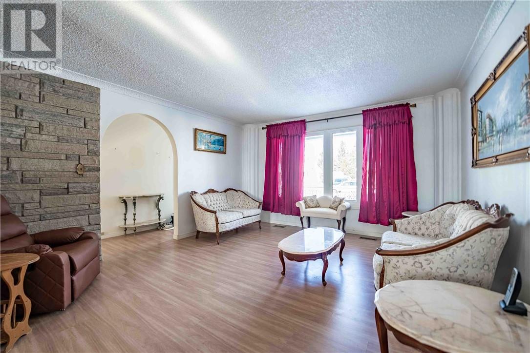 107 Vaillancourt Crescent, Chelmsford, Ontario  P0M 1L0 - Photo 7 - 2126247