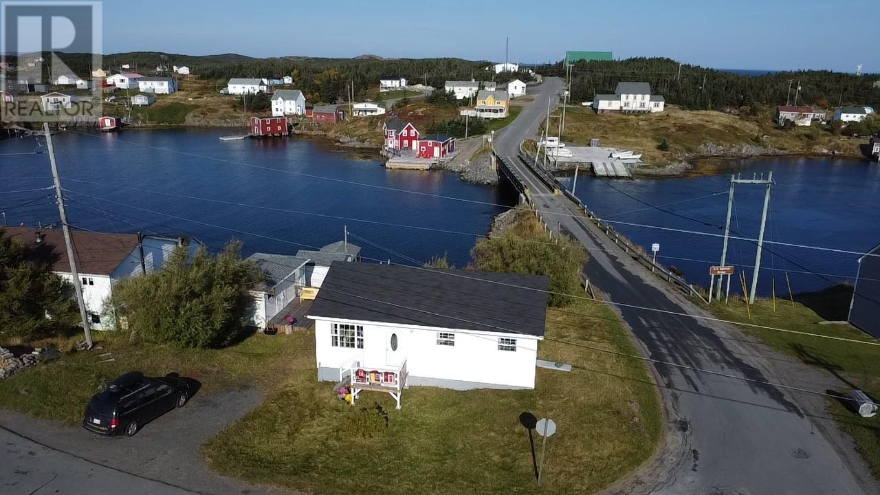 2 Main Street, Change Islands, Newfoundland & Labrador  A0G 4E0 - Photo 1 - 1294364