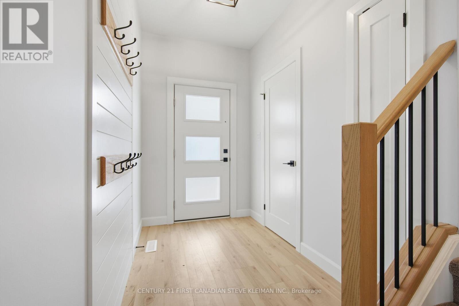 67 - 2700 Buroak Drive, London North, Ontario  N6G 5B6 - Photo 4 - X12327866