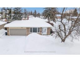 15 CURTISS COURT, Barrie, Ontario