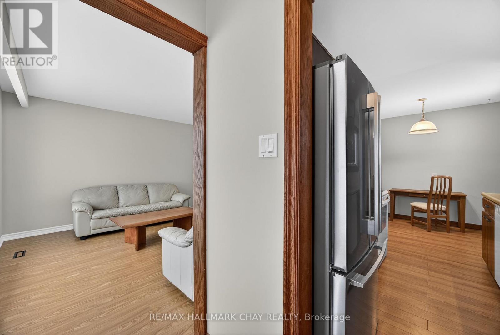 15 Curtiss Court, Barrie, Ontario  L4M 2M6 - Photo 9 - S12723288