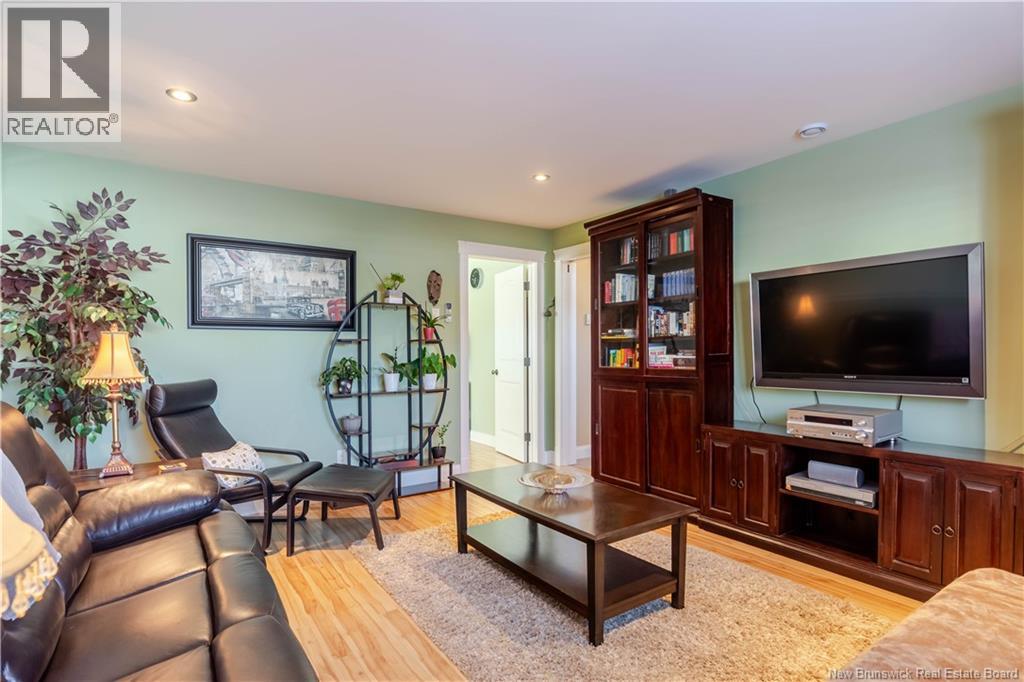 18 Burnett Street, Oromocto, New Brunswick  E2V 0J4 - Photo 40 - NB132049