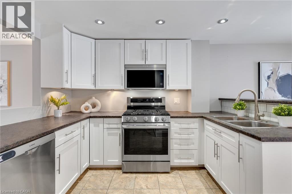 34 Rosebank Crescent, Kitchener, Ontario  N2E 2R4 - Photo 6 - 40804101