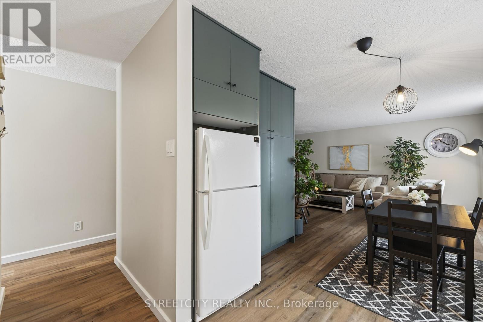 282 Homestead Crescent, London North, Ontario  N6G 2E5 - Photo 14 - X12774318