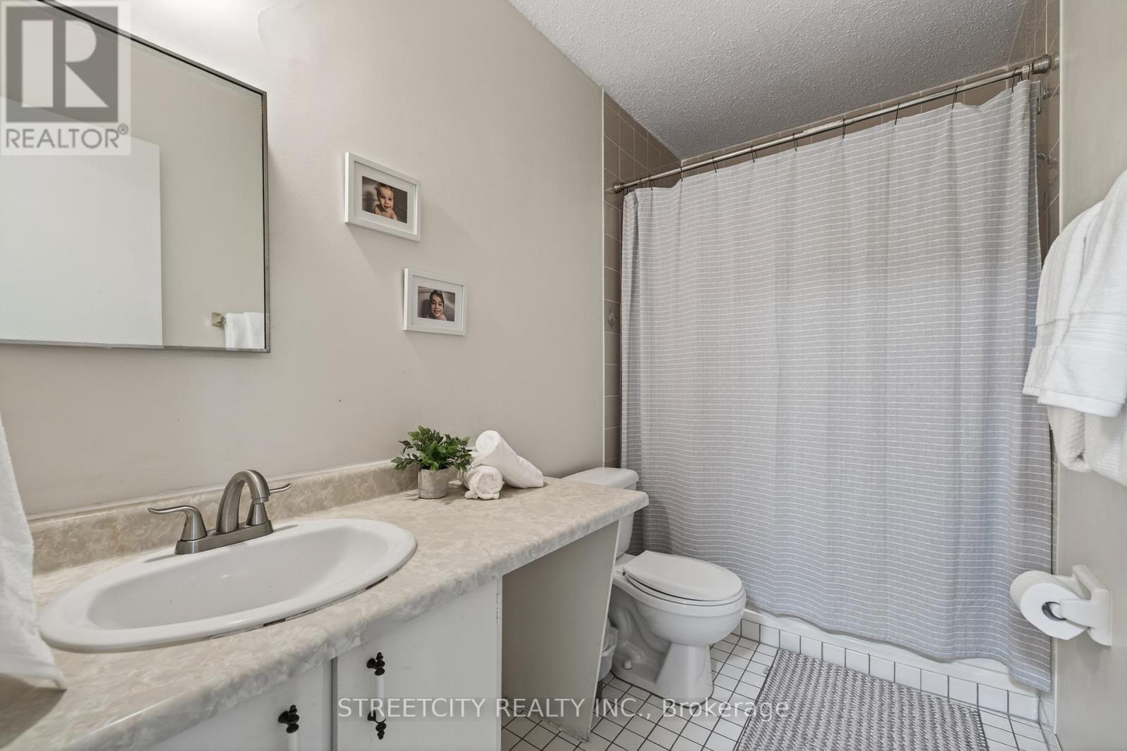 282 Homestead Crescent, London North, Ontario  N6G 2E5 - Photo 31 - X12774318