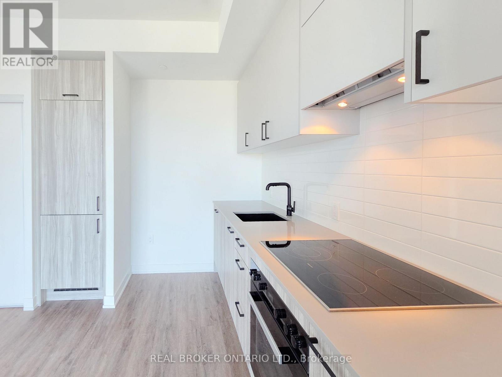 1108 - 1 Quarrington Lane, Toronto, Ontario  M3C 0S4 - Photo 4 - C12774286