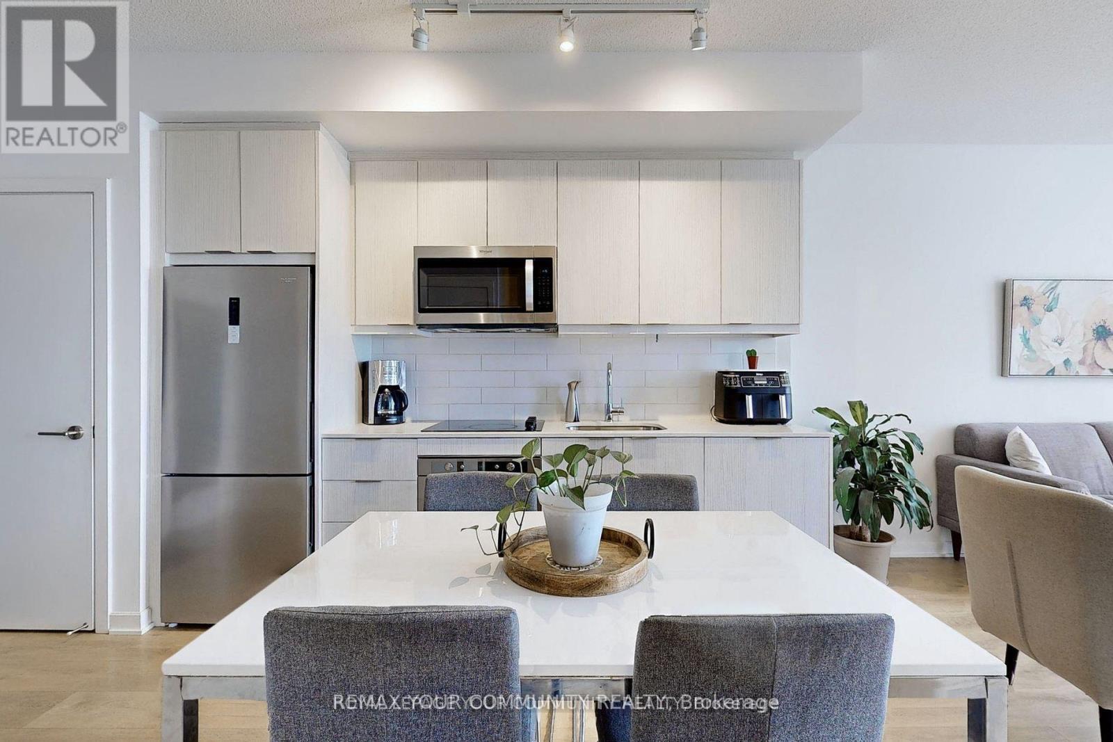 2403 - 38 Forest Manor Road, Toronto, Ontario  M2J 0H4 - Photo 16 - C12774294